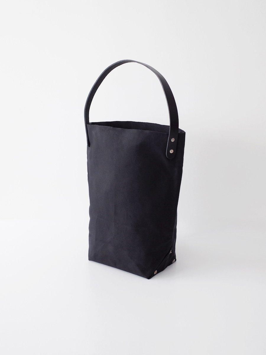 TEMBEA Baguette Tote Rivet - Black / Black