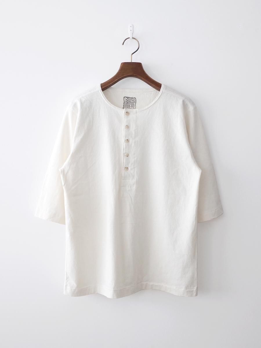 Two Moon Half Sleeve Henley Neck Tee - Old White