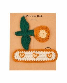  50% OFF / 2 CROCHET HEART CLIPS