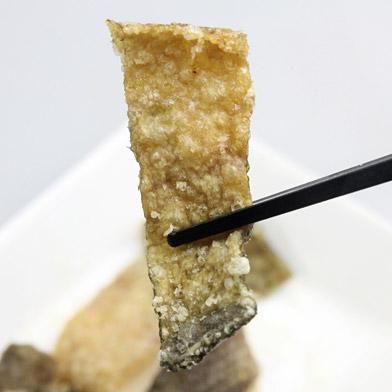 秋鮭皮 唐揚げ トナミ食品プロショップ 秋鮭皮 唐揚げ トナミ食品プロショップ