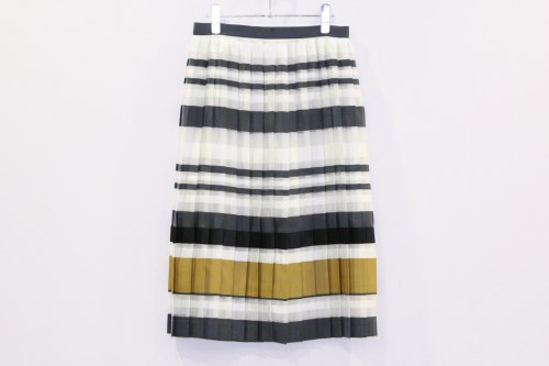 <img class='new_mark_img1' src='https://img.shop-pro.jp/img/new/icons47.gif' style='border:none;display:inline;margin:0px;padding:0px;width:auto;' />NON TOKYO / BORDER PLEAT SKIRT(NAVY/MUSTARD)