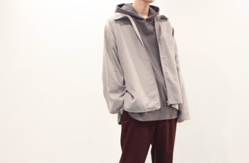 <img class='new_mark_img1' src='https://img.shop-pro.jp/img/new/icons47.gif' style='border:none;display:inline;margin:0px;padding:0px;width:auto;' />THEE / track shirts jacket(MOCHA)
