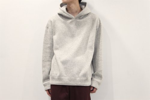 <img class='new_mark_img1' src='https://img.shop-pro.jp/img/new/icons47.gif' style='border:none;display:inline;margin:0px;padding:0px;width:auto;' />THEE /w-face hoodie knit(GRAY)