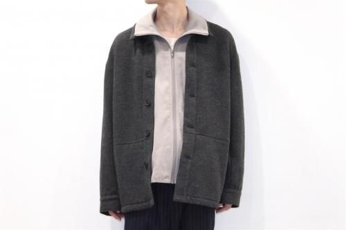<img class='new_mark_img1' src='https://img.shop-pro.jp/img/new/icons47.gif' style='border:none;display:inline;margin:0px;padding:0px;width:auto;' />THEE /w-face utility knit jacket(CHARCOAL)
