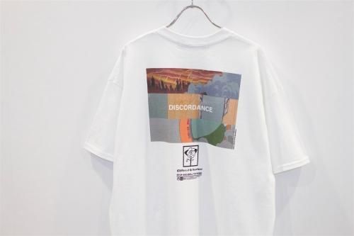 <img class='new_mark_img1' src='https://img.shop-pro.jp/img/new/icons47.gif' style='border:none;display:inline;margin:0px;padding:0px;width:auto;' />Children of the discordance / ORIGINAL GRAPHIC TEE(WHITE)