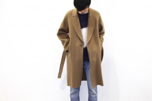 <img class='new_mark_img1' src='https://img.shop-pro.jp/img/new/icons47.gif' style='border:none;display:inline;margin:0px;padding:0px;width:auto;' />ATELIER BTON / MORNING COAT(CAMEL)