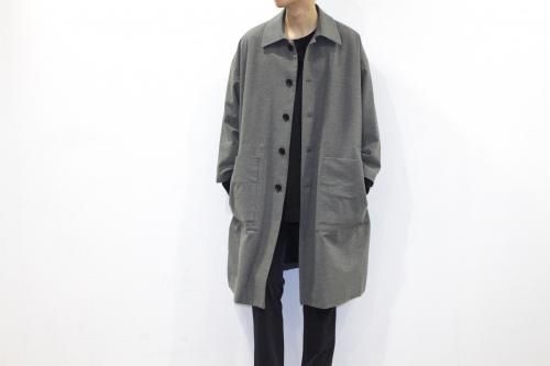 <img class='new_mark_img1' src='https://img.shop-pro.jp/img/new/icons47.gif' style='border:none;display:inline;margin:0px;padding:0px;width:auto;' />VOAAOV / BIG COAT(GREY)