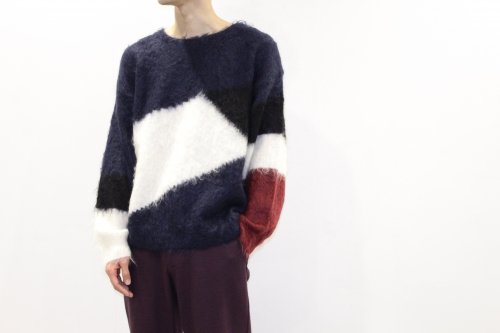 <img class='new_mark_img1' src='https://img.shop-pro.jp/img/new/icons47.gif' style='border:none;display:inline;margin:0px;padding:0px;width:auto;' />Insonnia Projects / MOHAIR PANEL KNIT(NAVY)
