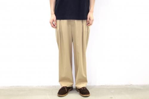 <img class='new_mark_img1' src='https://img.shop-pro.jp/img/new/icons47.gif' style='border:none;display:inline;margin:0px;padding:0px;width:auto;' />VOAAOV / TUCK WIDE CHINO(BEIGE)