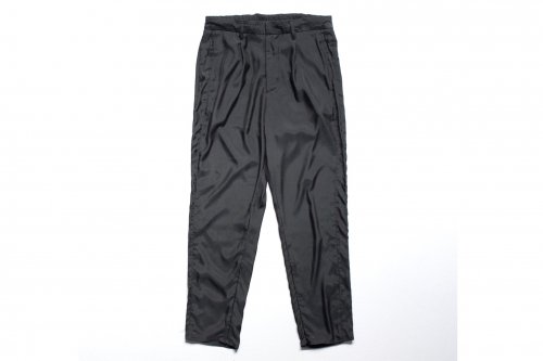 <img class='new_mark_img1' src='https://img.shop-pro.jp/img/new/icons47.gif' style='border:none;display:inline;margin:0px;padding:0px;width:auto;' />stein / CUPRO GRADATE TROUSERS(BLACK)