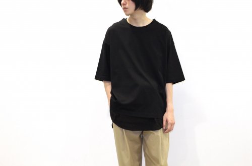 <img class='new_mark_img1' src='https://img.shop-pro.jp/img/new/icons47.gif' style='border:none;display:inline;margin:0px;padding:0px;width:auto;' />THEE / oversize kanoko tee(BLACK)