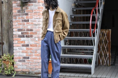 <img class='new_mark_img1' src='https://img.shop-pro.jp/img/new/icons47.gif' style='border:none;display:inline;margin:0px;padding:0px;width:auto;' />ATHA / FAKE SUEDE FIELD JACKET(BEIGE)