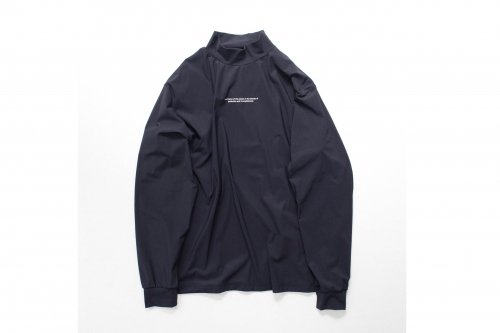 <img class='new_mark_img1' src='https://img.shop-pro.jp/img/new/icons47.gif' style='border:none;display:inline;margin:0px;padding:0px;width:auto;' />stein / OVERSIZED HIGH NECK LS(DARK NAVY)