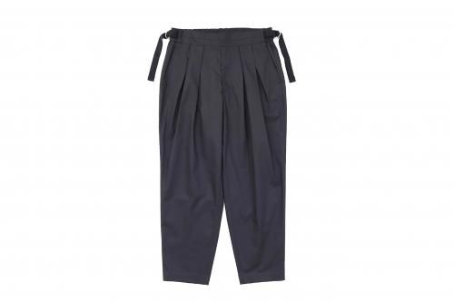 <img class='new_mark_img1' src='https://img.shop-pro.jp/img/new/icons47.gif' style='border:none;display:inline;margin:0px;padding:0px;width:auto;' />SAYATOMO /Karusan Twill Pants(BLACK)