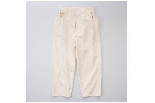 <img class='new_mark_img1' src='https://img.shop-pro.jp/img/new/icons47.gif' style='border:none;display:inline;margin:0px;padding:0px;width:auto;' />stein / EX WIDE HOOKED DENIM JEANS(OFF)