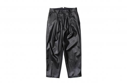 <img class='new_mark_img1' src='https://img.shop-pro.jp/img/new/icons47.gif' style='border:none;display:inline;margin:0px;padding:0px;width:auto;' />stein / EX WIDE TAPERED TROUSERS(LEATHERBLACK)
