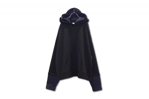 <img class='new_mark_img1' src='https://img.shop-pro.jp/img/new/icons47.gif' style='border:none;display:inline;margin:0px;padding:0px;width:auto;' />no. / LAYERED SWEAT HOODY(BLACKxNAVY)