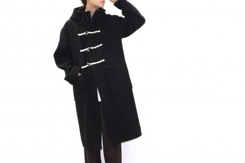 <img class='new_mark_img1' src='https://img.shop-pro.jp/img/new/icons47.gif' style='border:none;display:inline;margin:0px;padding:0px;width:auto;' />ATHA / DOUBLE MELTON DUFFLE COAT(BLACK)