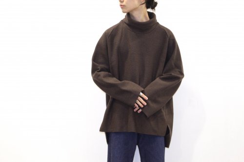 <img class='new_mark_img1' src='https://img.shop-pro.jp/img/new/icons2.gif' style='border:none;display:inline;margin:0px;padding:0px;width:auto;' />VOAAOV / OVERSIZED HIGH NECK KNIT(BROWN)