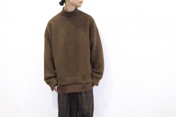 YOKE CONNECTING HIGHT NECK KNIT LS