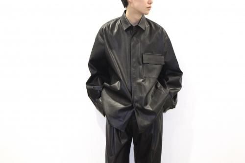 <img class='new_mark_img1' src='https://img.shop-pro.jp/img/new/icons47.gif' style='border:none;display:inline;margin:0px;padding:0px;width:auto;' />stein / FAKE LEATHER DOWN PAT SHIRT(BLACK)
