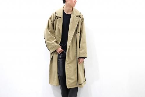 <img class='new_mark_img1' src='https://img.shop-pro.jp/img/new/icons47.gif' style='border:none;display:inline;margin:0px;padding:0px;width:auto;' />VOAAOV / OVERSIZE REVERSIBLE COAT(BEIGE)