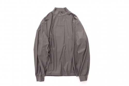 <img class='new_mark_img1' src='https://img.shop-pro.jp/img/new/icons47.gif' style='border:none;display:inline;margin:0px;padding:0px;width:auto;' />stein / OVERSIZED HIGH NECK LS(CHARCOAL)