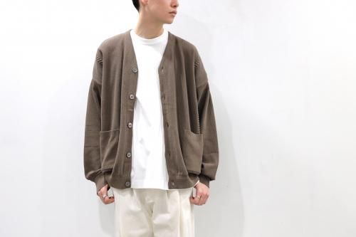 <img class='new_mark_img1' src='https://img.shop-pro.jp/img/new/icons47.gif' style='border:none;display:inline;margin:0px;padding:0px;width:auto;' />YASHIKI / Soyokaze Cardigan(MOCHA)