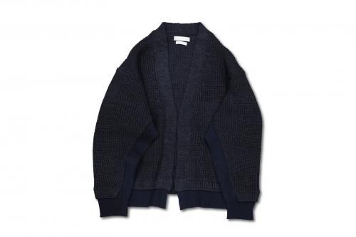 <img class='new_mark_img1' src='https://img.shop-pro.jp/img/new/icons47.gif' style='border:none;display:inline;margin:0px;padding:0px;width:auto;' />YOKE / 5G CONNECTING RIB CARDIGAN(NAVY MIX)
