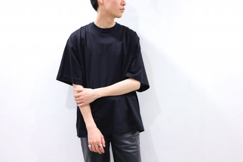 <img class='new_mark_img1' src='https://img.shop-pro.jp/img/new/icons47.gif' style='border:none;display:inline;margin:0px;padding:0px;width:auto;' />no. / BACK SWITCH TEE(BLACK)