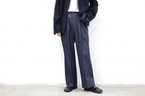 <img class='new_mark_img1' src='https://img.shop-pro.jp/img/new/icons47.gif' style='border:none;display:inline;margin:0px;padding:0px;width:auto;' />INTRIM / UK DENIM DEEP 2-TUCK SLACKS(INDIGO)