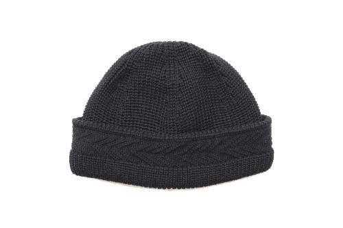 <img class='new_mark_img1' src='https://img.shop-pro.jp/img/new/icons47.gif' style='border:none;display:inline;margin:0px;padding:0px;width:auto;' />YASHIKI / Yagasuri Knit Cap(BLACK)