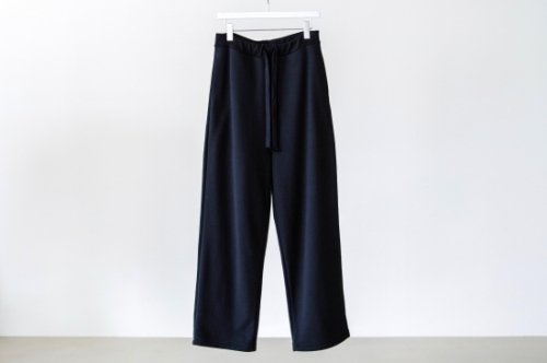 <img class='new_mark_img1' src='https://img.shop-pro.jp/img/new/icons47.gif' style='border:none;display:inline;margin:0px;padding:0px;width:auto;' />no. / SWEAT TROUSER(BLACK)