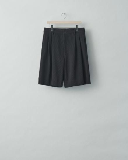 stein | シュタイン GRADATION PLEATS SHORT TROUSERS(BLACK stein | シュタイン GRADATION PLEATS SHORT TROUSERS(BLACK
