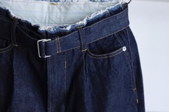 YOKE | CUT-OFF WIDE-LEGGED DENIM TROUSERS(INDIGO) | カット YOKE | CUT-OFF WIDE-LEGGED DENIM TROUSERS(INDIGO) | カット