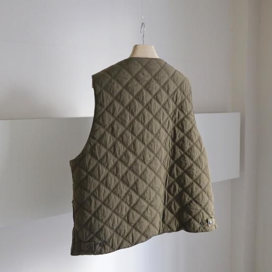 YOKE | QULTING PADDED VEST(KHAKI) | キルティングパデッド YOKE | QULTING PADDED VEST(KHAKI) | キルティングパデッド