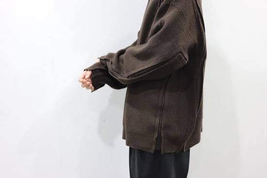 YOKE | BROKEN CREWNECK SWEATER(BROWN) | ブロークンクルーネック YOKE | BROKEN CREWNECK SWEATER(BROWN) | ブロークンクルーネック