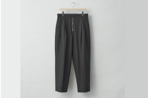 <img class='new_mark_img1' src='https://img.shop-pro.jp/img/new/icons47.gif' style='border:none;display:inline;margin:0px;padding:0px;width:auto;' />stein / EX WIDE TAPERED BARE ZIP TROUSERS(SHADE CHARCOAL)