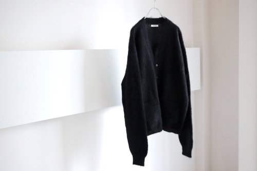 <img class='new_mark_img1' src='https://img.shop-pro.jp/img/new/icons2.gif' style='border:none;display:inline;margin:0px;padding:0px;width:auto;' />INTRIM / 50'S KID MOHAIR CARDIGAN(BLACK)