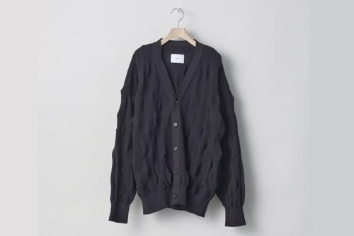 <img class='new_mark_img1' src='https://img.shop-pro.jp/img/new/icons2.gif' style='border:none;display:inline;margin:0px;padding:0px;width:auto;' />stein / BUMPY PATTERNED KNIT CARDIGAN(BLACK)