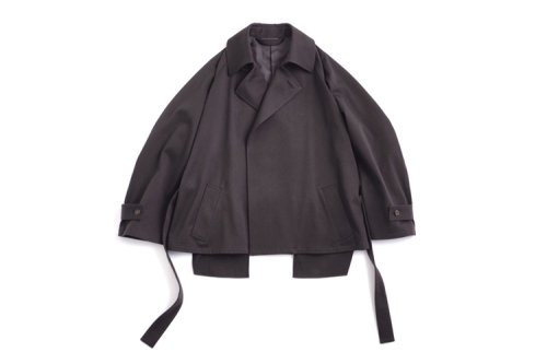 <img class='new_mark_img1' src='https://img.shop-pro.jp/img/new/icons47.gif' style='border:none;display:inline;margin:0px;padding:0px;width:auto;' />Blanc YM / Short Trench Coat(BLUE-GRAY)