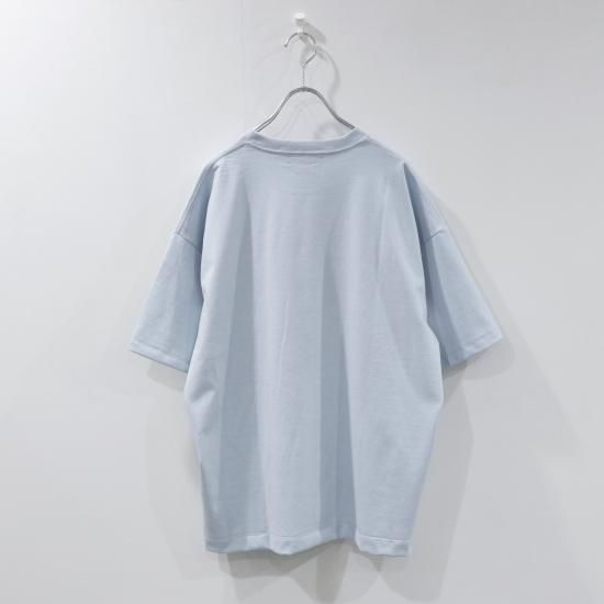 YOKE | EMBROIDERED T-SHIRT(MIST BLUE) | 刺繍TEE(ミストブルー
