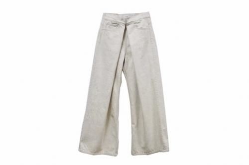 <img class='new_mark_img1' src='https://img.shop-pro.jp/img/new/icons47.gif' style='border:none;display:inline;margin:0px;padding:0px;width:auto;' />Nomat / DENIM TUCKED PANTS(W.BLEACH)