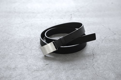 <img class='new_mark_img1' src='https://img.shop-pro.jp/img/new/icons53.gif' style='border:none;display:inline;margin:0px;padding:0px;width:auto;' />stein / LEATHER BELT (PLAIN BUCKLE)