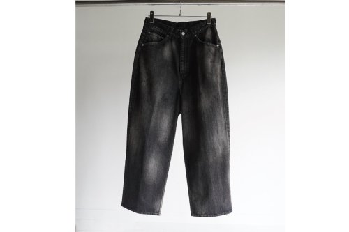 <img class='new_mark_img1' src='https://img.shop-pro.jp/img/new/icons2.gif' style='border:none;display:inline;margin:0px;padding:0px;width:auto;' />ANCELLM / AGING WIDE DENIM PANTS(BLACK)