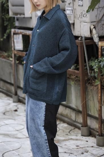 YOKE | MESH KNITTED BUTTONED CARDIGAN(BOTTLE GREEN YOKE | MESH KNITTED BUTTONED CARDIGAN(BOTTLE GREEN