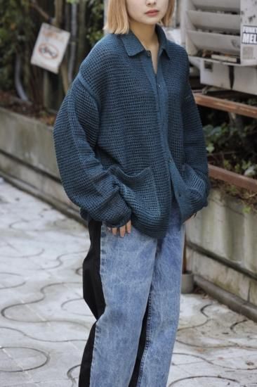 YOKE | MESH KNITTED BUTTONED CARDIGAN(BOTTLE GREEN YOKE | MESH KNITTED BUTTONED CARDIGAN(BOTTLE GREEN