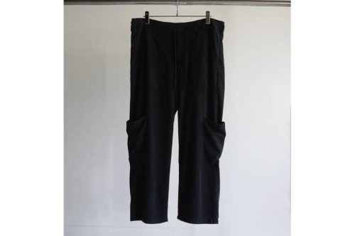 <img class='new_mark_img1' src='https://img.shop-pro.jp/img/new/icons2.gif' style='border:none;display:inline;margin:0px;padding:0px;width:auto;' />ANCELLM / SILK SUEDE BAKER CARGO PANTS(BLACK)