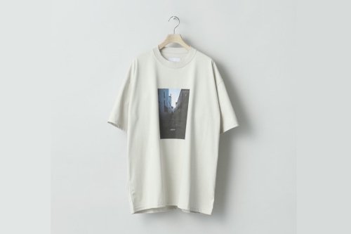 <img class='new_mark_img1' src='https://img.shop-pro.jp/img/new/icons2.gif' style='border:none;display:inline;margin:0px;padding:0px;width:auto;' />stein / PRINT TEE (MERCERISED COTTON) - SHOOT -(BEIGE)