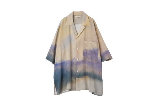 <img class='new_mark_img1' src='https://img.shop-pro.jp/img/new/icons2.gif' style='border:none;display:inline;margin:0px;padding:0px;width:auto;' />YOKE / LANDSCAPE PRINTED OPEN COLLAR SHIRT(BEIGE)